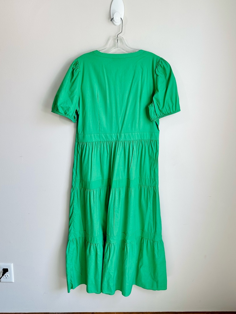 LOFT Tiered Puff Sleeve Midi Dress in Kelly Green Size 12 - Picture 7 of 15